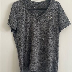 Authentic Under Armour Gray Fitted Short Sleeve T-Shirt
